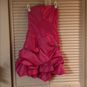 Cache pink short ruffle dress